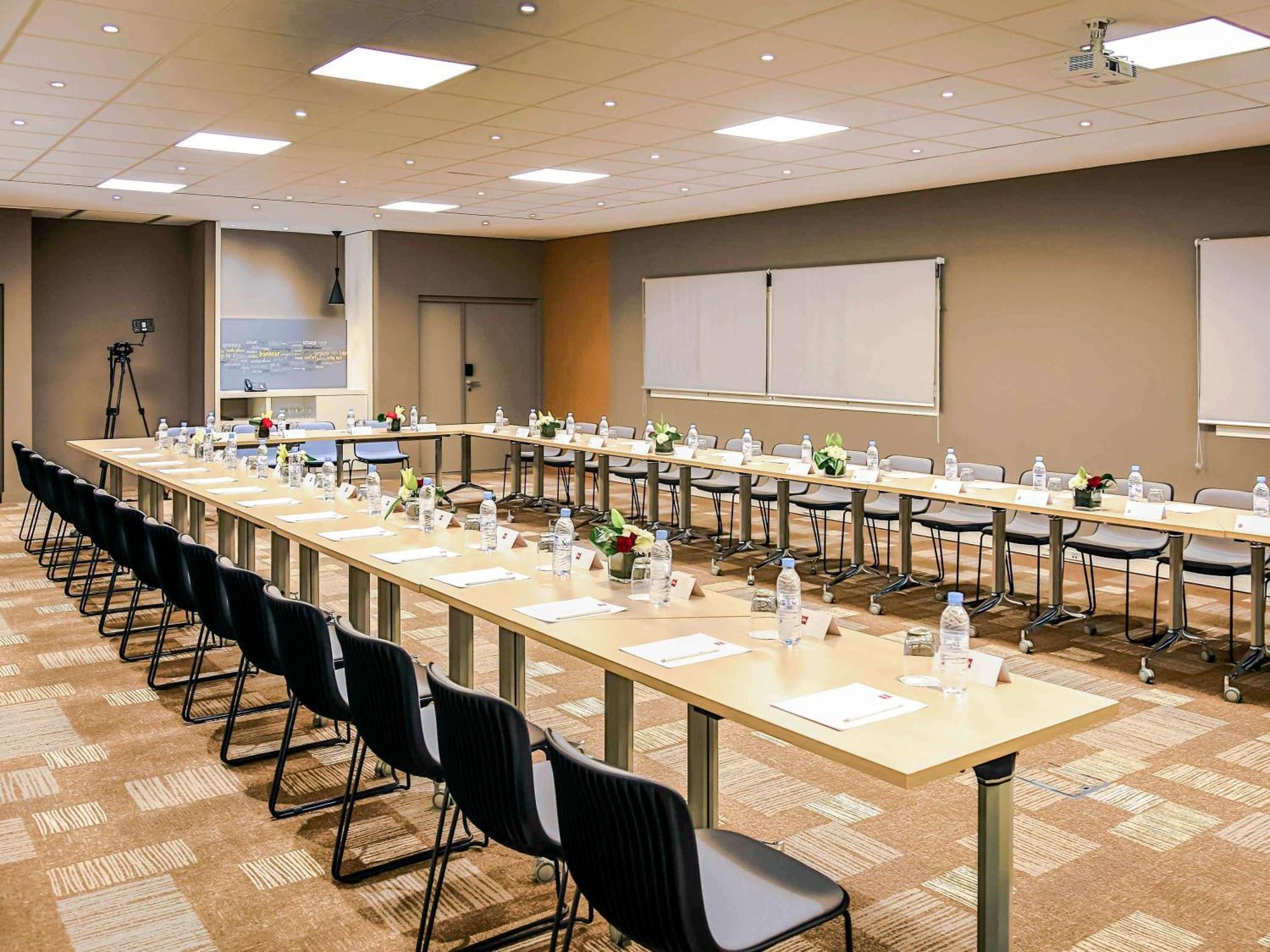 Ibis Rabat Agdal Hotel Ngoại thất bức ảnh